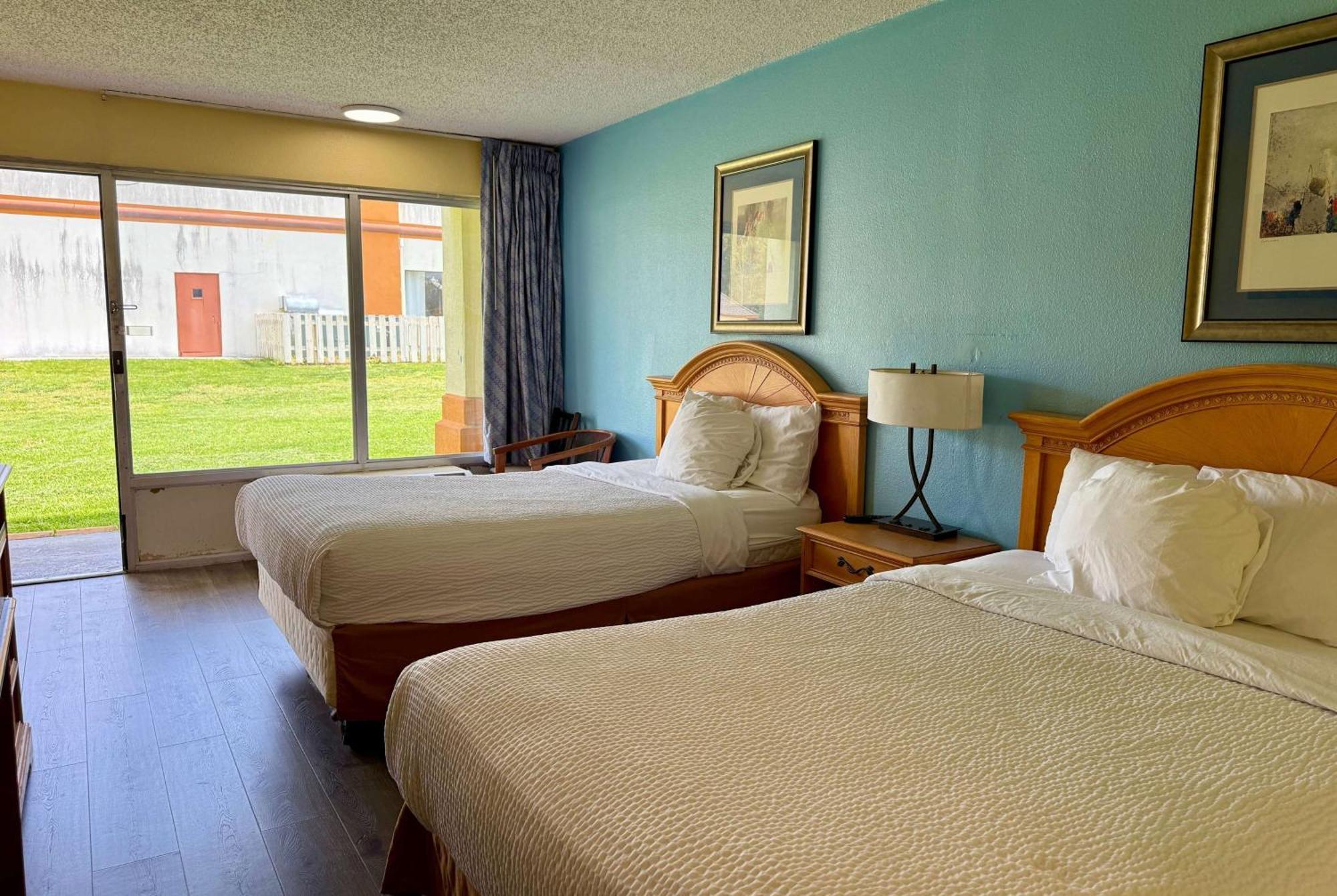 Days Inn By Wyndham Ruther Glen Kings Dominion Area Eksteriør bilde