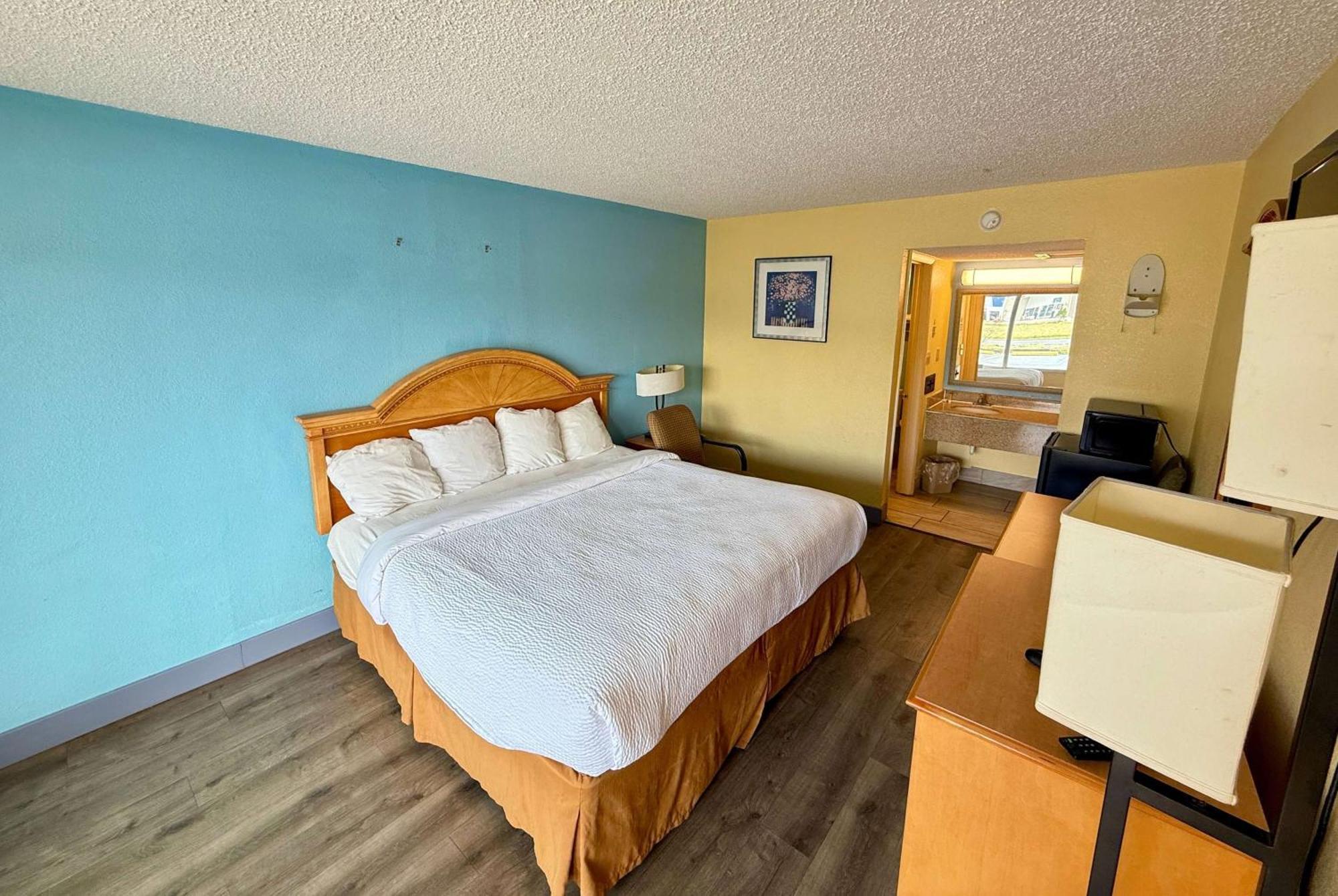 Days Inn By Wyndham Ruther Glen Kings Dominion Area Eksteriør bilde