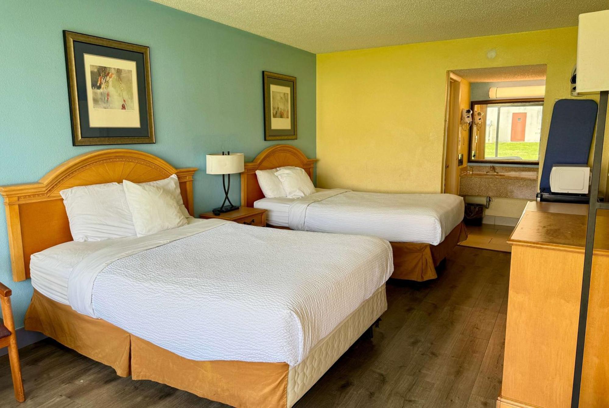 Days Inn By Wyndham Ruther Glen Kings Dominion Area Eksteriør bilde