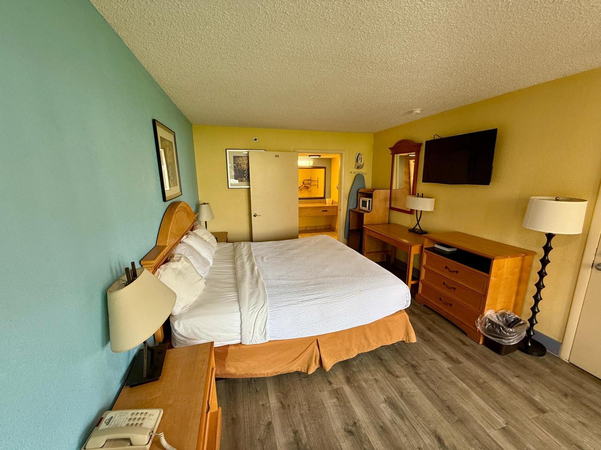 Days Inn By Wyndham Ruther Glen Kings Dominion Area Eksteriør bilde